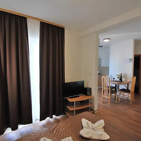 Nautica * Betina (Sibenik-Knin)