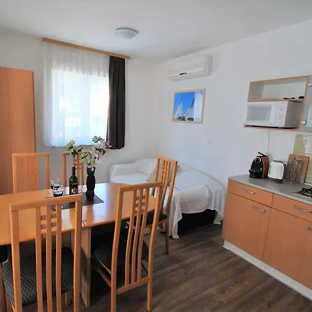 Appartement Nautica Betina (Sibenik-Knin)