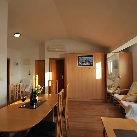 Nautica Appartement Betina (Sibenik-Knin)