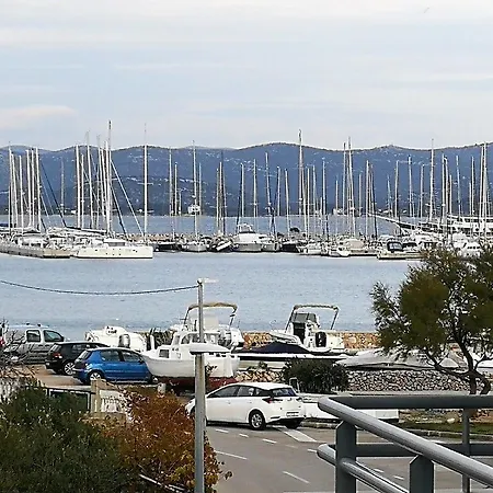 Nautica Apartment