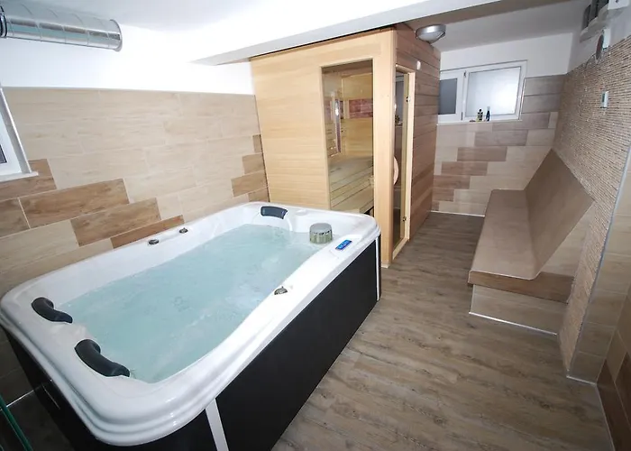 Nautica * Betina (Sibenik-Knin)