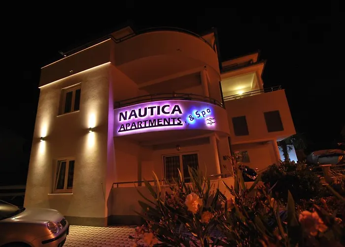 Nautica * Betina (Sibenik-Knin)