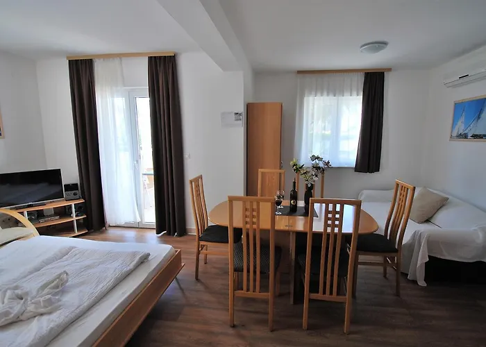Appartement Nautica Betina (Sibenik-Knin)