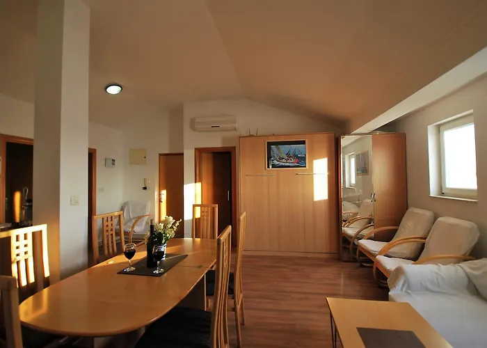 Nautica Apartamento Betina (Sibenik-Knin)